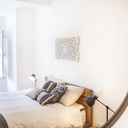 Cais Apartment River View By Lovelystay *