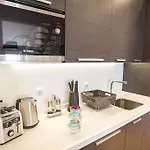 Lovelystay - Cais River View Апартаменты *