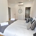 Lovelystay - Cais River View Апартаменты Лиссабон